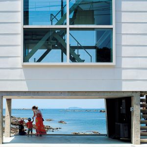 尾道の家 設計 谷尻誠 吉田愛 Suppose Design Office なわけんジム 施工 大宝組 株式会社新建築社