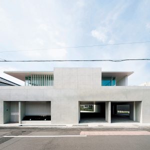 尾道の家 設計 谷尻誠 吉田愛 Suppose Design Office なわけんジム 施工 大宝組 株式会社新建築社