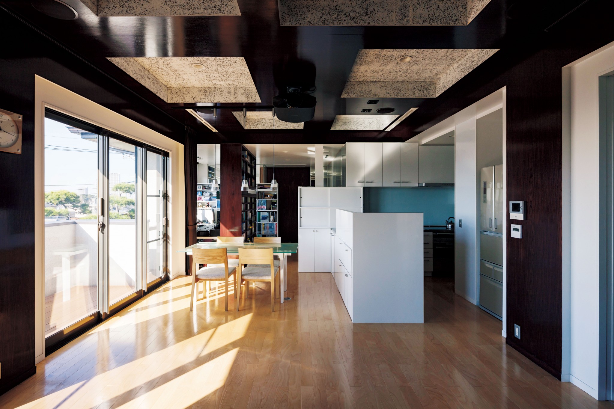 市川のリノベーション 設計 石井大五 フューチャースケープ建築設計事務所 施工 幹建設 ミキホーム 株式会社新建築社