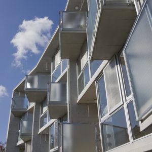 ヨコハマアパートメント 設計 西田司 中川エリカ オンデザイン 施工 伸栄 株式会社新建築社