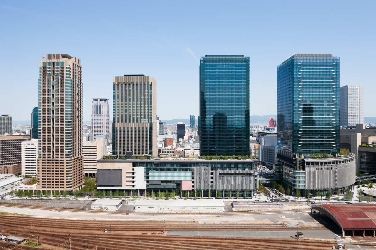 グランフロント大阪 全体統括 日建設計 三菱地所設計 Nttファシリティーズ 施工 梅田北ヤード共同企業体 大林組 竹中工務店 株式会社新建築社